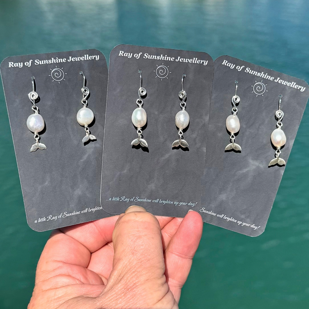 Tahitian Pearls & Whaletails Silver Earrings